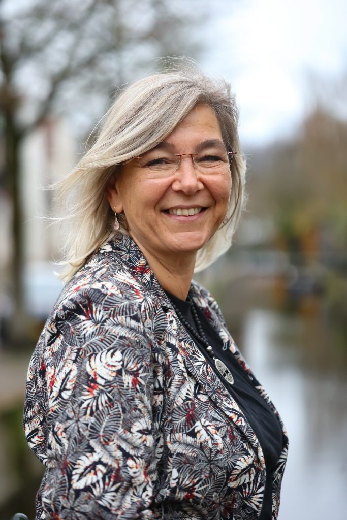 Portret van Melanie van De MEL Methode.